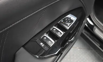 Kia K5 2025, 26121 км, за 18642.51 USD - фото 30