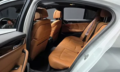 BMW 5-Series 2021, 72841 км, за 22715.21 USD - фото 13