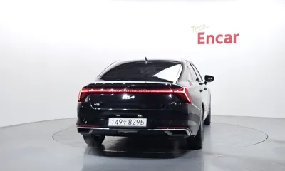 Kia K8 2022, 102078 км, за 12487.61 USD