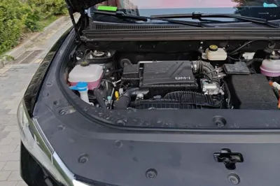 BYD Song Pro New Energy 2024, 10900 км, за 11405 USD - фото 23