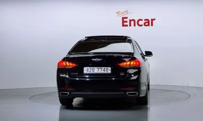 Hyundai Genesis 2016, 98179 км, за 8582.75 USD