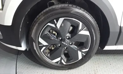 Kia Niro 2023, 68599 км, за 16198.3 USD