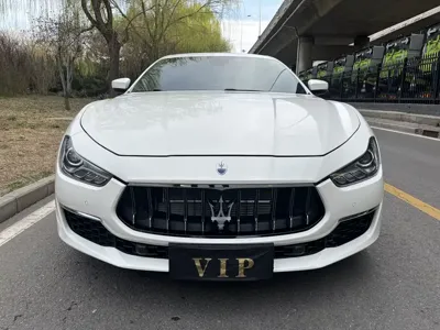 Maserati Ghibli 2023, 70000 км, за 41316.56 USD