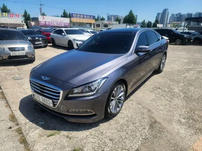 Hyundai Genesis 2016, 115957 км, за 7404.27 USD
