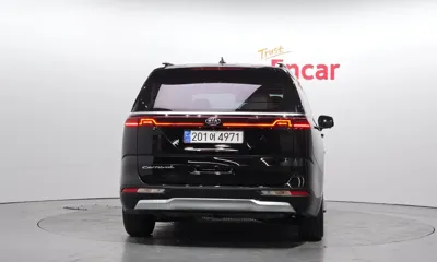 Kia Canival 2021, 74396 км, за 17486.83 USD