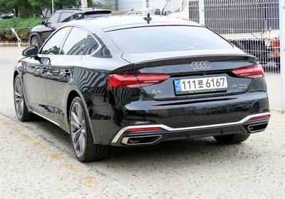 Audi A5 2023, 26000 км, за 25937.71 USD