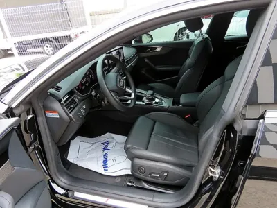 Audi A5 2023, 26000 км, за 25937.71 USD