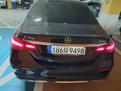 Mercedes-Benz E-Class 2022, 33575 км, за 30407.21 USD
