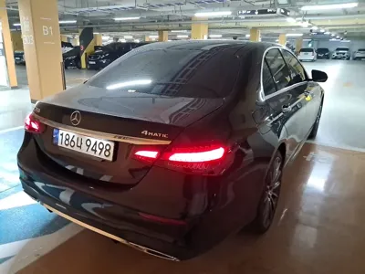 Mercedes-Benz E-Class 2022, 33575 км, за 30407.21 USD - фото 7