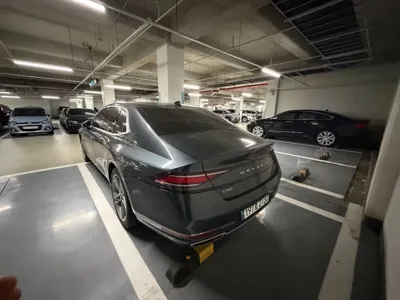 Genesis G90 2022, 80000 км, за 19320.02 USD