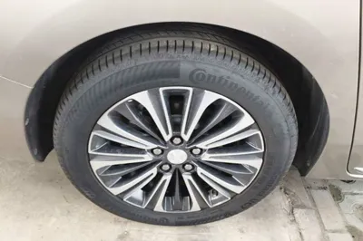 Buick GL8 2023, 73200 км, за 34414 USD - фото 11