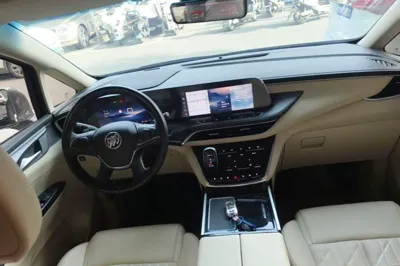 Buick GL8 2023, 73200 км, за 34414 USD - фото 17