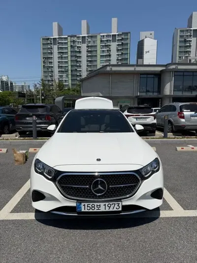 Mercedes-Benz E-Class 2026, 18000 км, за 40873.05 USD