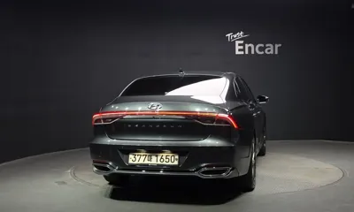 Hyundai Grandeur 2020, 60915 км, за 15742.92 USD
