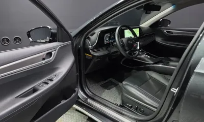 Hyundai Grandeur 2020, 60915 км, за 15742.92 USD - фото 10