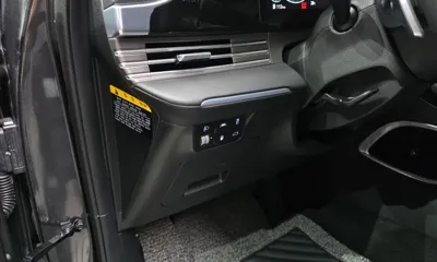 Hyundai Grandeur 2020, 60915 км, за 15742.92 USD - фото 27