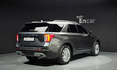 Ford Explorer 2020, 91007 км, за 15791.21 USD