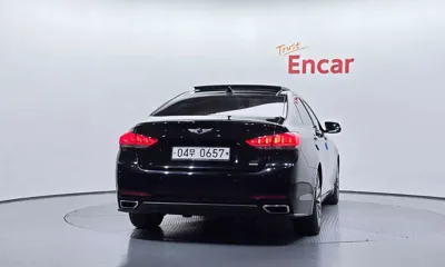 Hyundai Genesis 2016, 155871 км, за 6892.48 USD