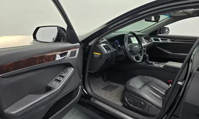 Hyundai Genesis 2016, 155871 км, за 6892.48 USD - фото 10