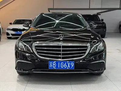 Mercedes-Benz E-Class 2019, 90000 км, за 20598.49 USD