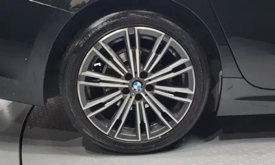 BMW 3-Series 2021, 71325 км, за 18169.8 USD