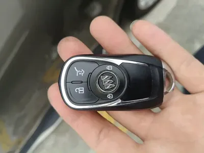 Buick Envision Plus 2018, 115200 км, за 8442.73 USD - фото 9