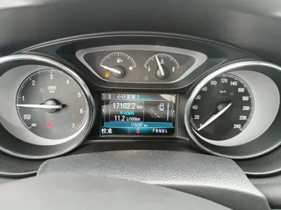 Buick Envision Plus 2018, 115200 км, за 8442.73 USD - фото 12