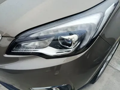 Buick Envision Plus 2018, 115200 км, за 8442.73 USD - фото 24