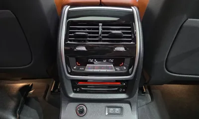 BMW X7 2021, 34381 км, за 55244.33 USD - фото 20