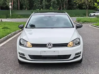 Volkswagen Golf 2017, 136400 км, за 6950.04 USD