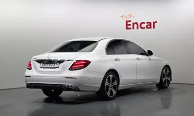 Mercedes-Benz E-Class 2017, 242981 км, за 10353.99 USD