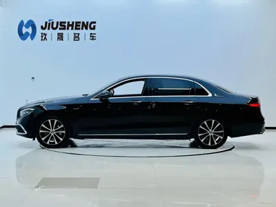Mercedes-Benz E-Class New Energy 2022, 33000 км, за 33224.64 USD