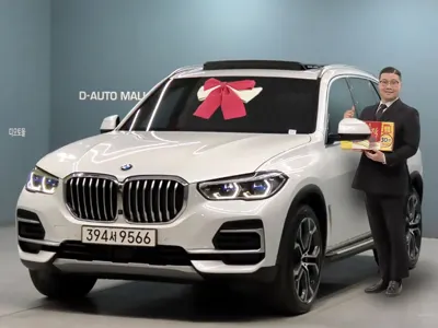 BMW X5 · 2022 год