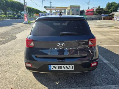 Hyundai Venue 2021, 115399 км, за 7735.81 USD