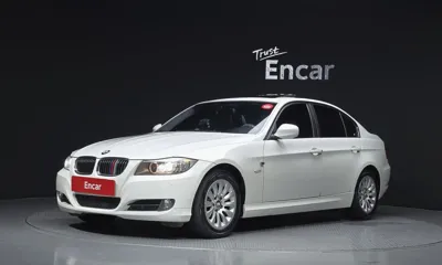 BMW 3-Series · 2009 год