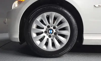 BMW 3-Series 2009, 116739 км, за 2297.49 USD