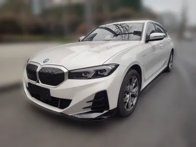 BMW i3 · 2025 год