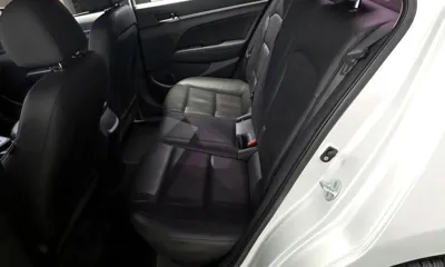 Hyundai Avante 2017, 53456 км, за 6440.29 USD - фото 12