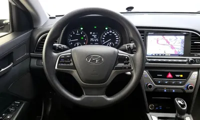 Hyundai Avante 2017, 53456 км, за 6440.29 USD - фото 13