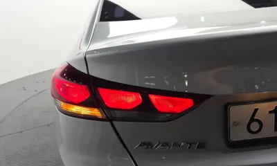 Hyundai Avante 2017, 53456 км, за 6440.29 USD - фото 23