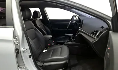 Hyundai Avante 2017, 53456 км, за 6440.29 USD - фото 26