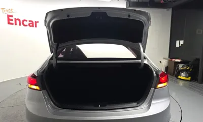 Hyundai Avante 2017, 53456 км, за 6440.29 USD - фото 29