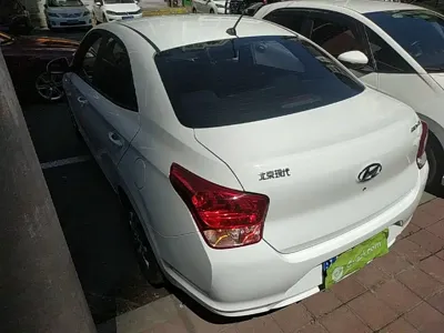 Hyundai Verna 2021, 56600 км, за 3845.64 USD