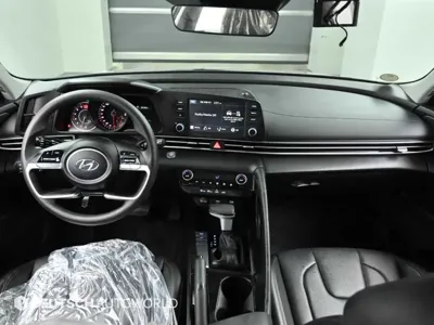 Hyundai Avante 2023, 10817 км, за 9881.61 USD - фото 7
