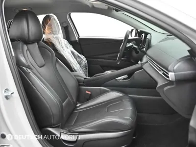 Hyundai Avante 2023, 10817 км, за 9881.61 USD - фото 10