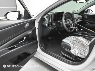 Hyundai Avante 2023, 10817 км, за 9881.61 USD - фото 11