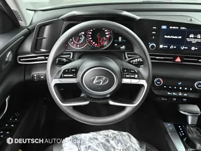 Hyundai Avante 2023, 10817 км, за 9881.61 USD - фото 13