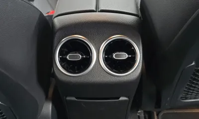 Mercedes-Benz A-Class 2020, 118322 км, за 11270.36 USD - фото 30