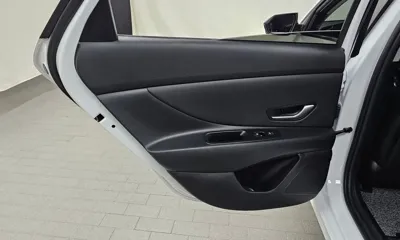 Hyundai Avante 2025, 10738 км, за 16410.66 USD - фото 25