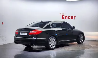 Hyundai Genesis 2012, 206335 км, за 2973.24 USD
